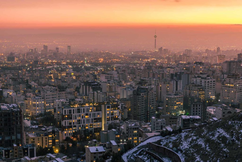 Vista panorâmica de Teerã ao entardecer