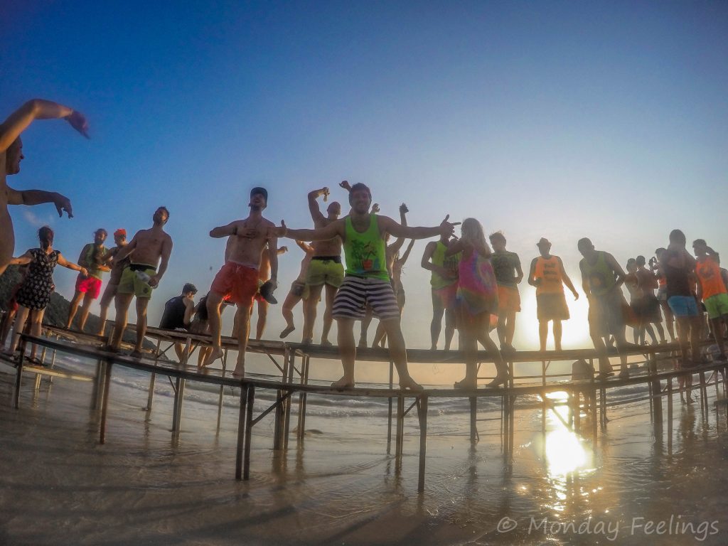 Full moon party 2019 Staying till sunrise at the Full Moon Party 2019