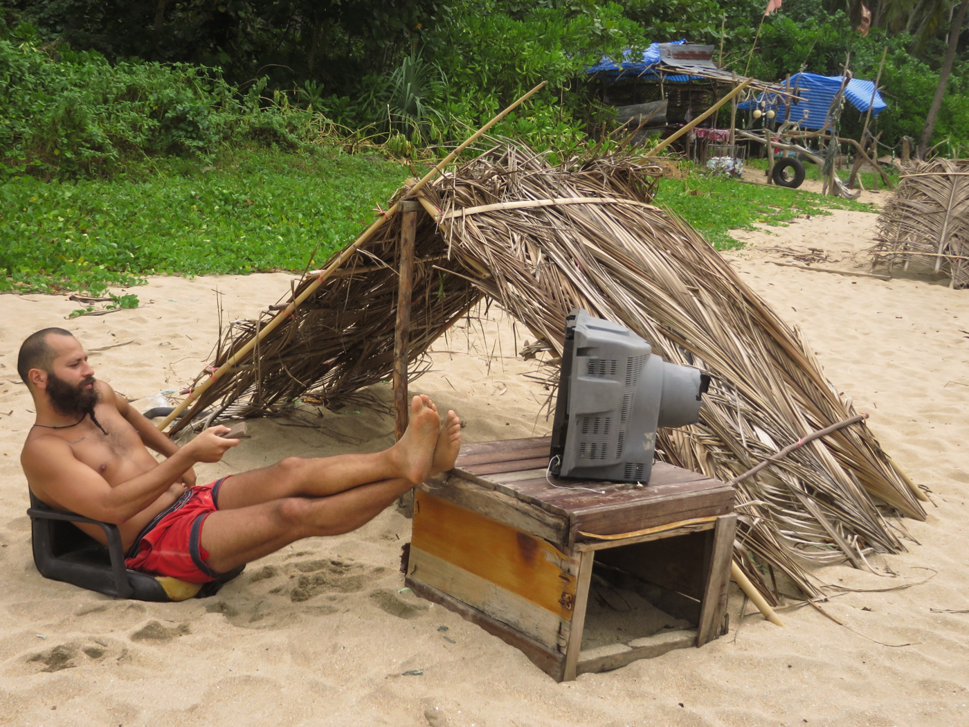 Tiago and Fernanda Living in Thailand