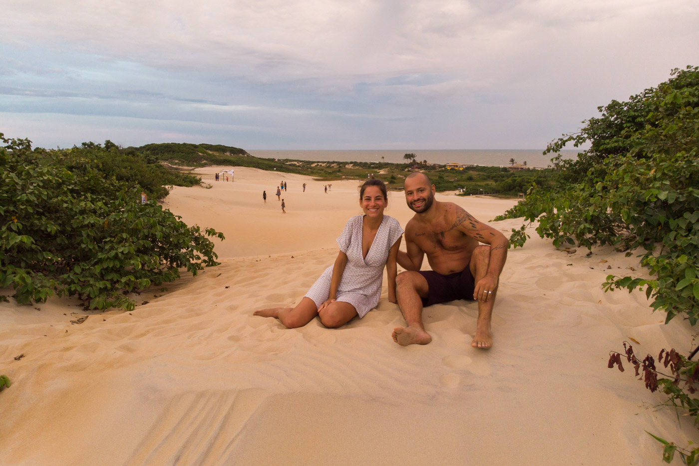 Tiago and Fernanda on top of the dunes