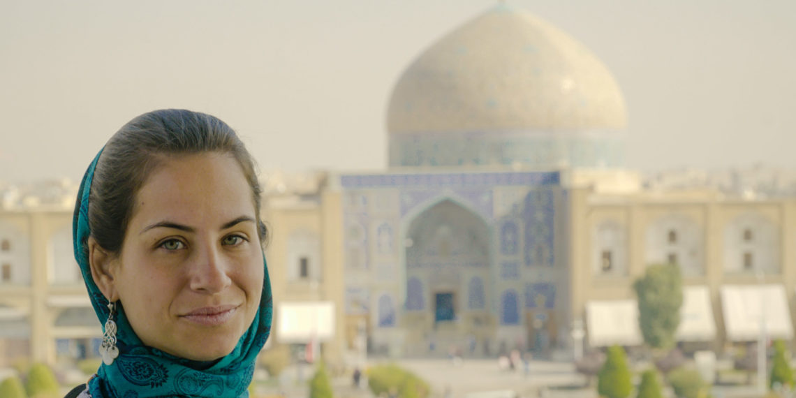 Fernanda in front of a mosque in Isfahan in Iran
