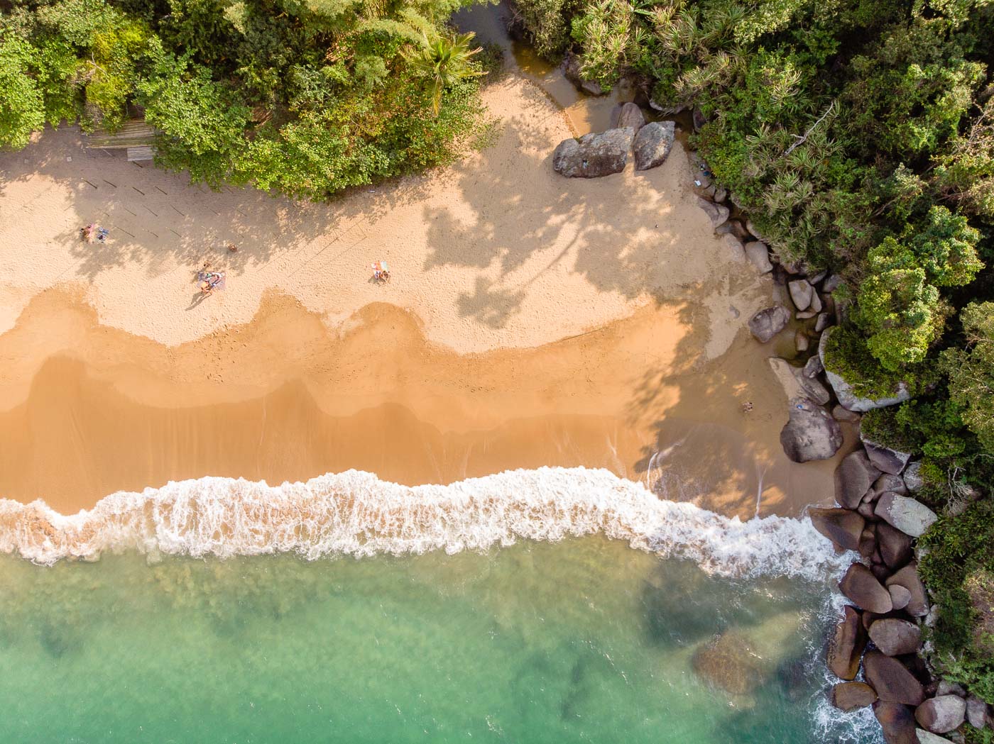 Zenithal angle of the corner of Jabaquara beach in Ilhabela