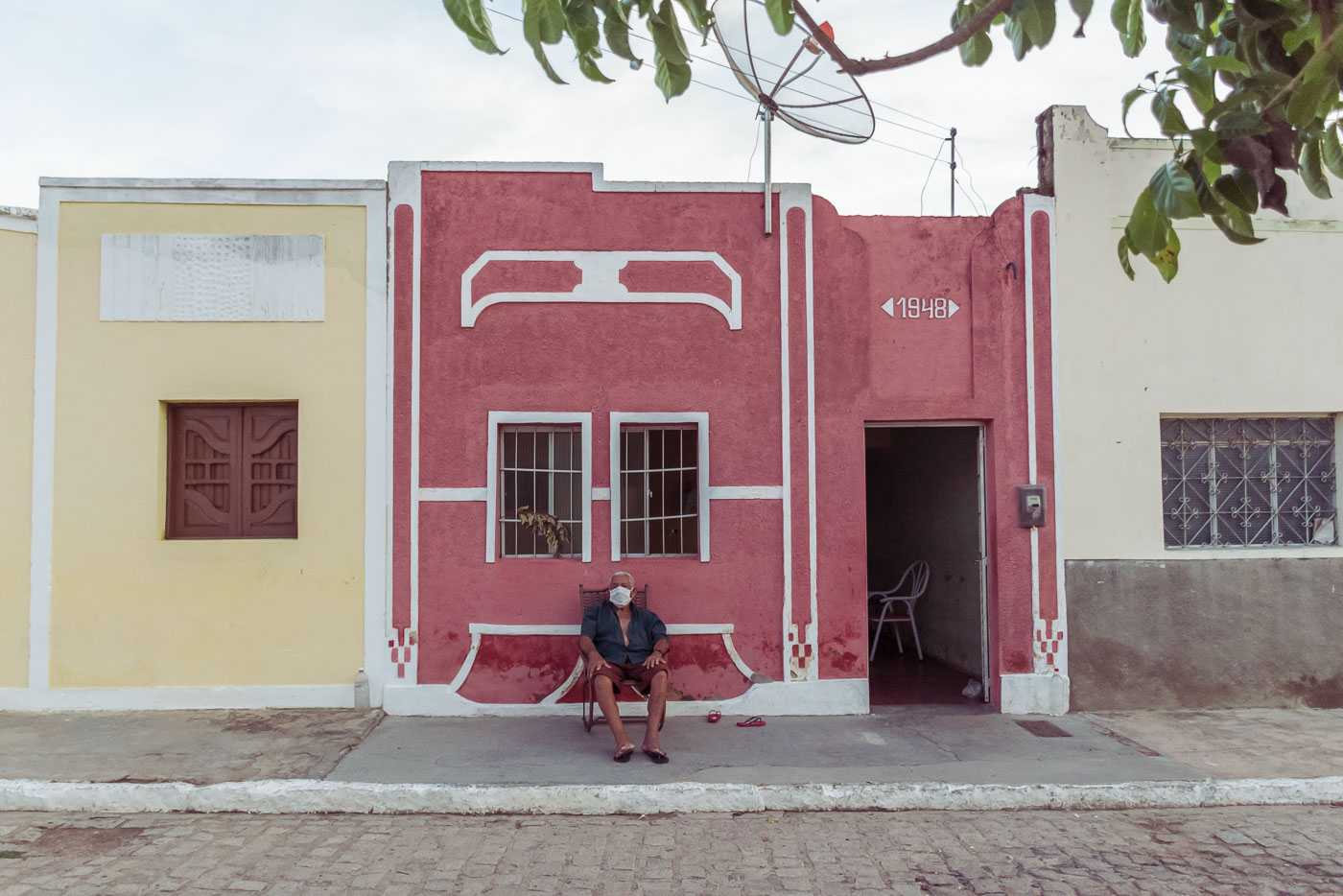 Uma das casas de fachada típica no centro da cidade