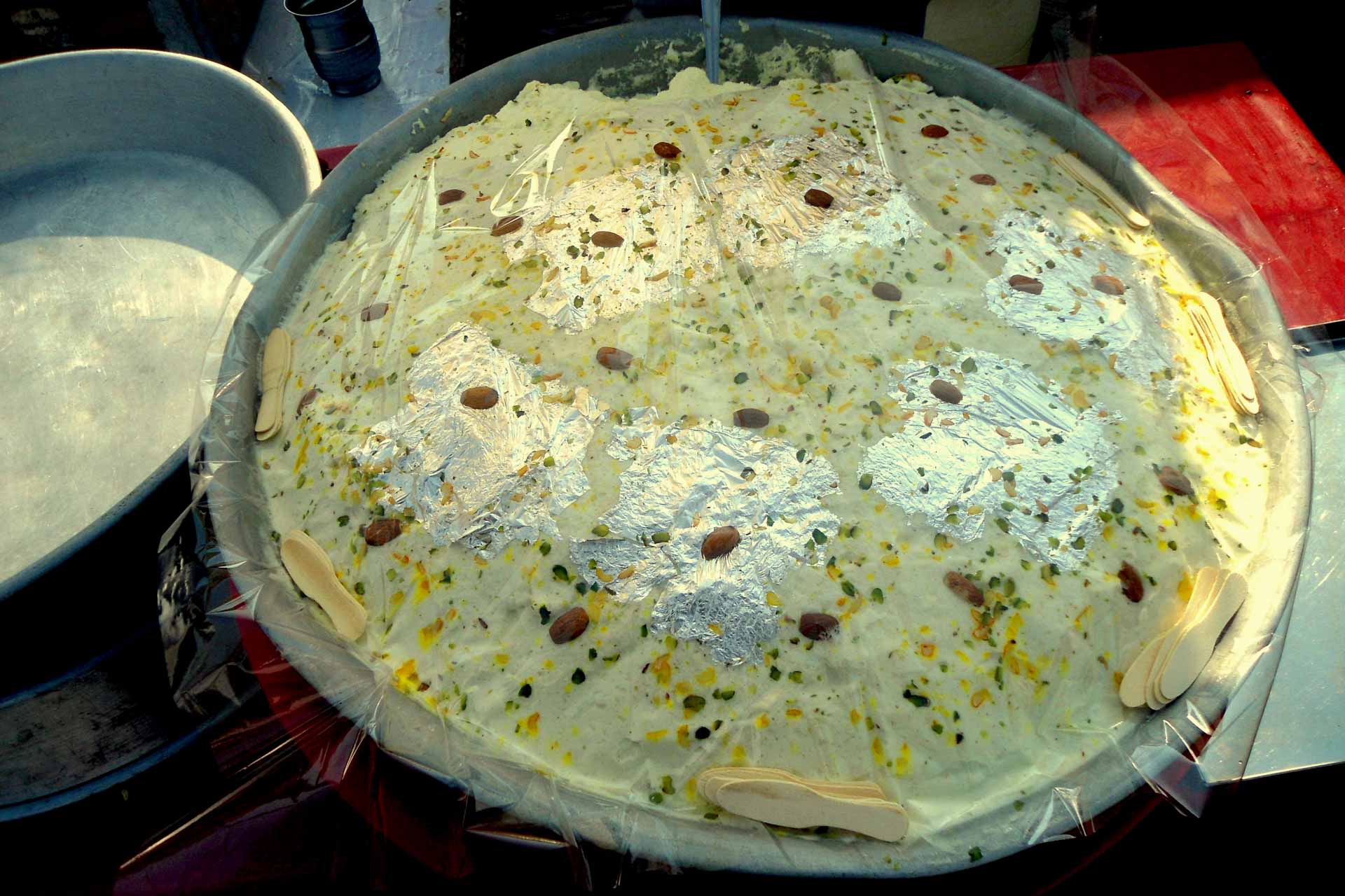 Makhan malai Lucknow dessert made only in the winter