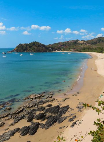 An overview of the a long white sand beach in Koh Lanta